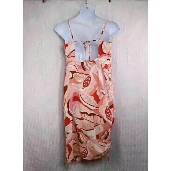 Forever 21+ Size OX Pink leaf print strappy side shirred midi dress - Picture 2 of 16